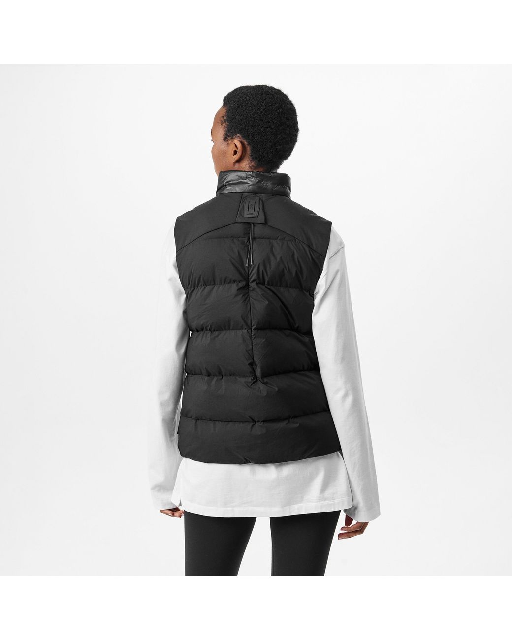 On Shoes Black Challenger Water Resistant Thermolite Puffer Gilet