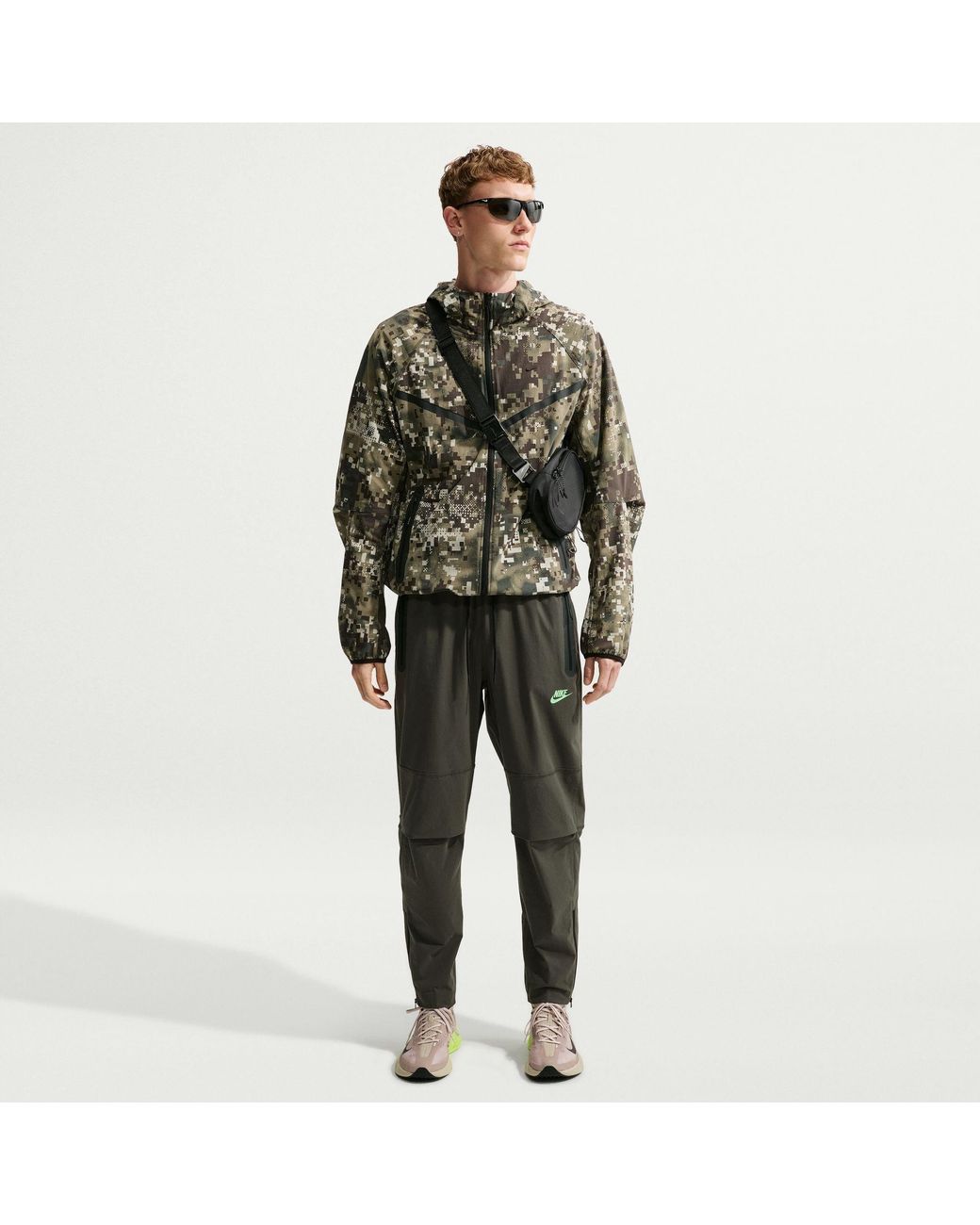 Nike Green Open Hem Woven Joggers for men