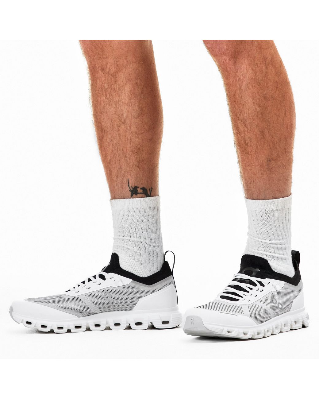 On Shoes White Cloud 6 Versa Shoes for men