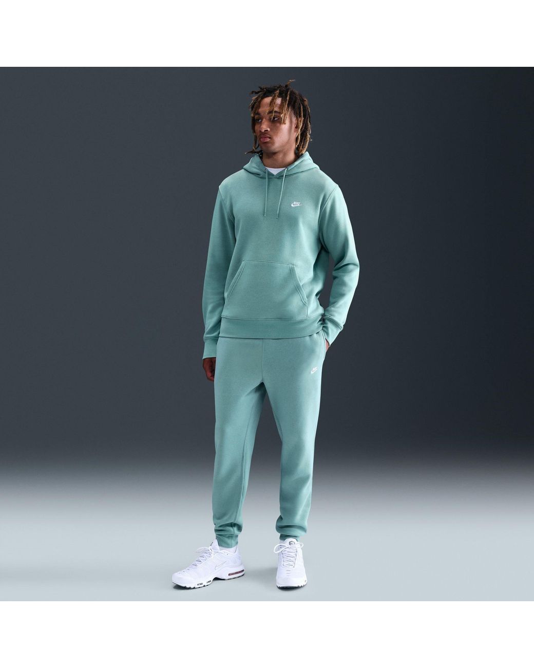 Nike Blue Sportswear Club Fleece Jogging Pants for men