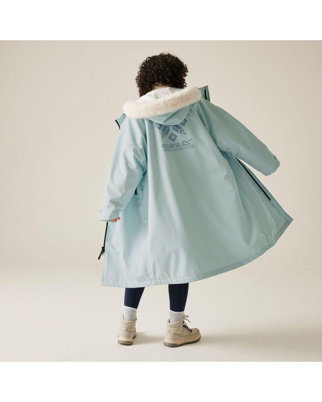 Regatta Blue Adult Waterproof Changing Robe Pro