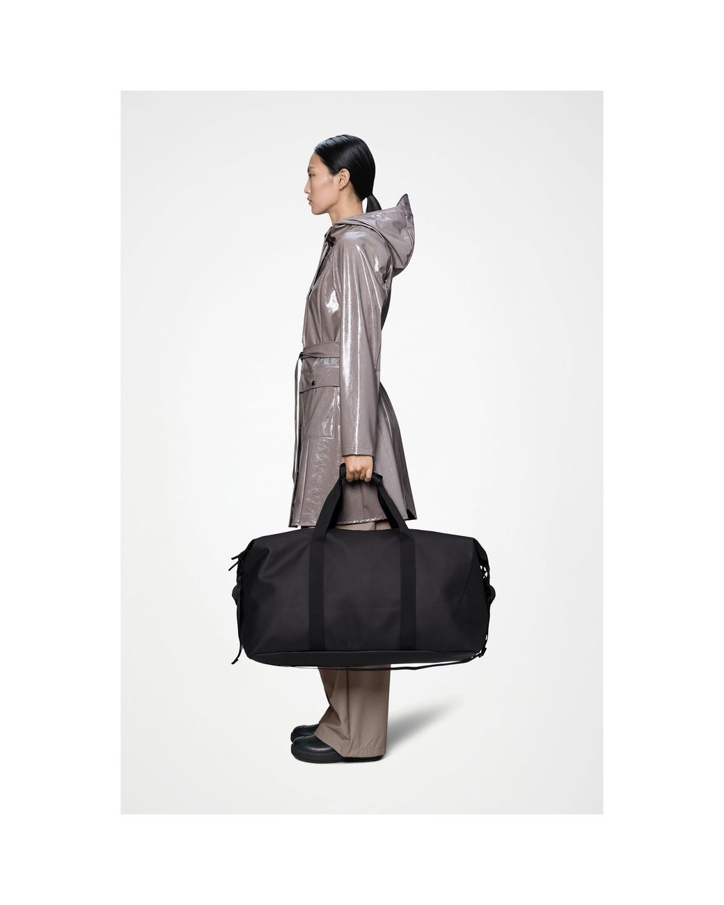 Rains Black Hilo Waterproof Weekend Holdall Bag Large 47 L