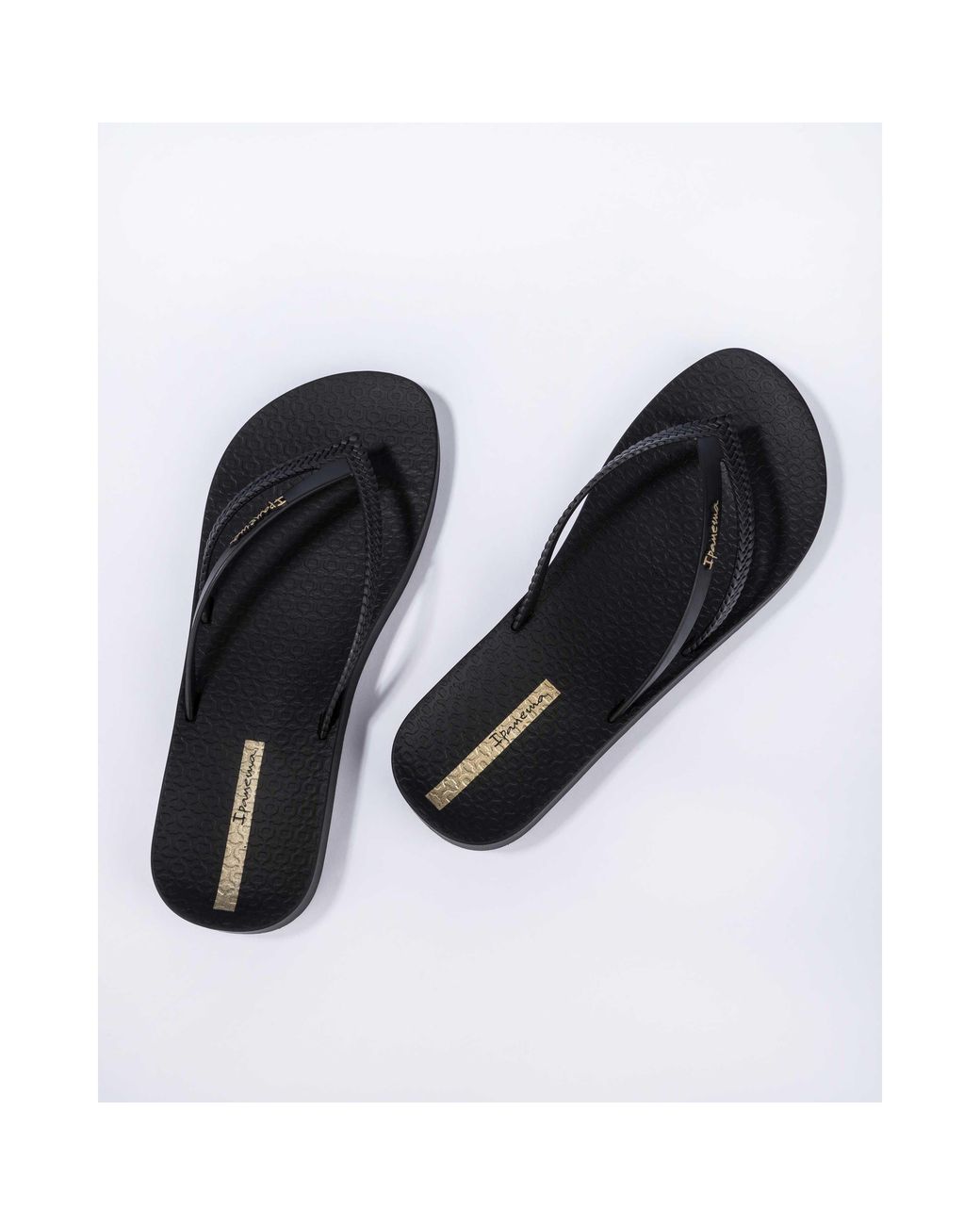 Ipanema Black Bossa Soft Flip Flops
