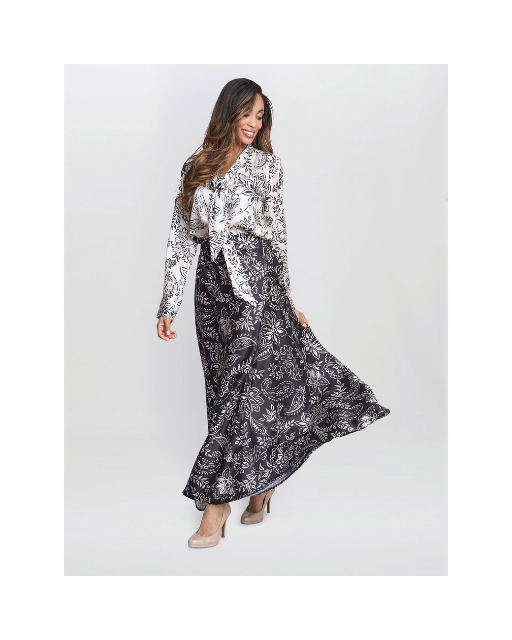 Gina Bacconi Gray Dakota Satin Elastic Waist Skirt