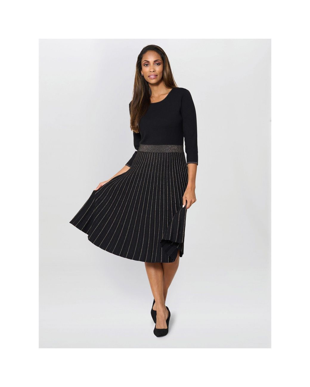 Gina Bacconi Black Apple Pleated Midi Dress