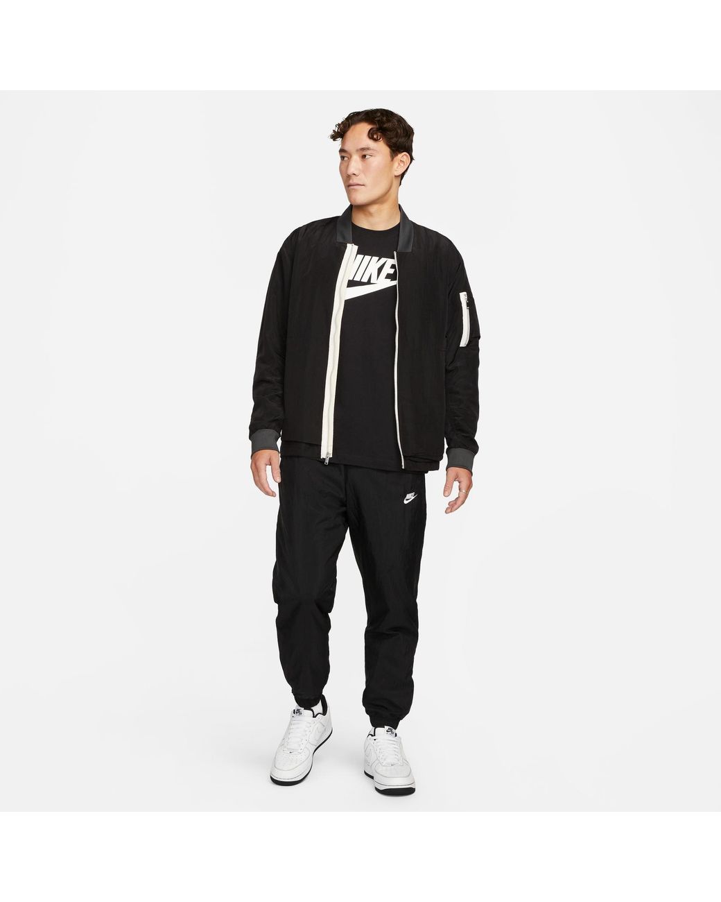 Nike Black Sportswear Club T-Shirt for men