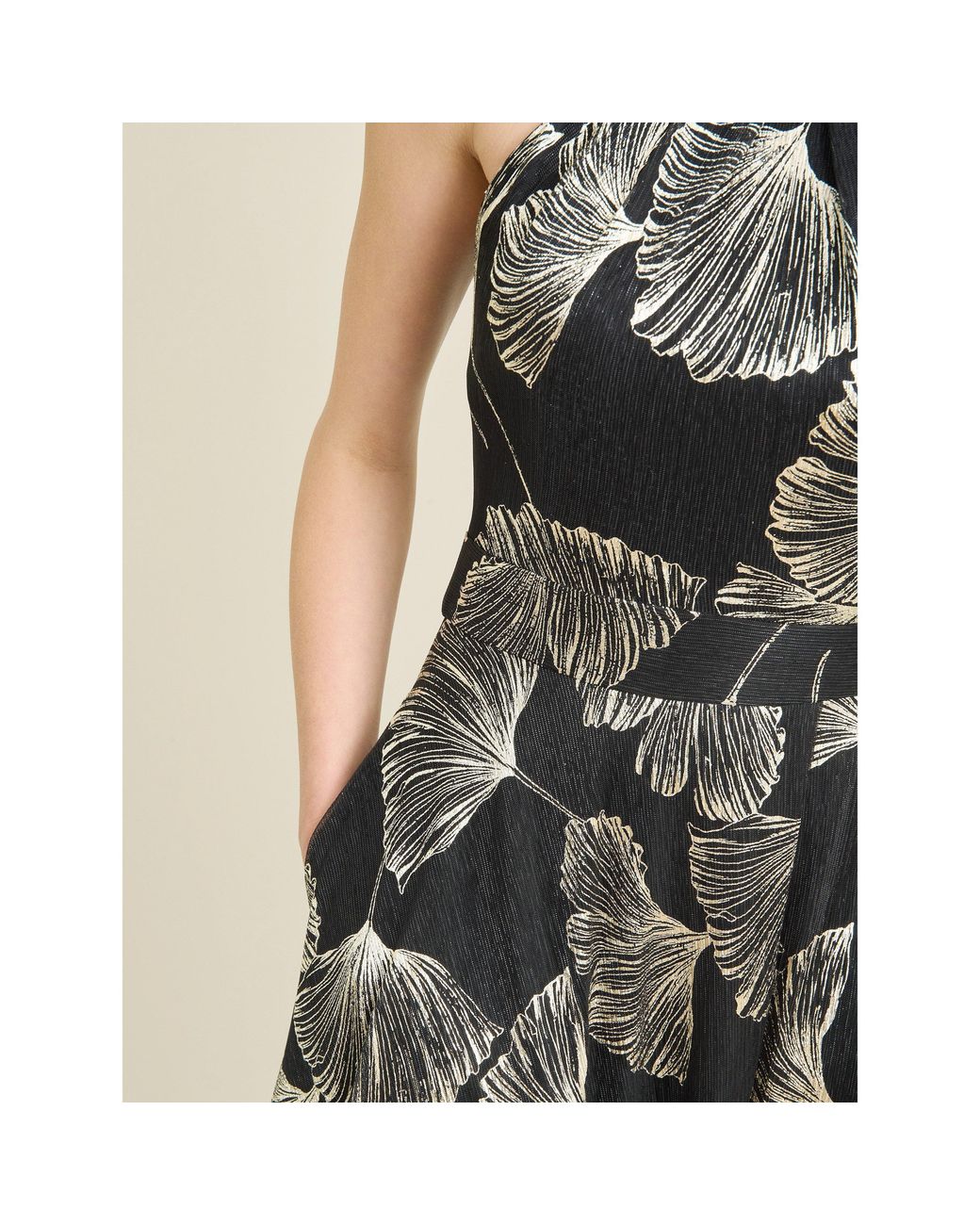 Gina Bacconi Multicolor Turner Halter Neck Maxi Dress