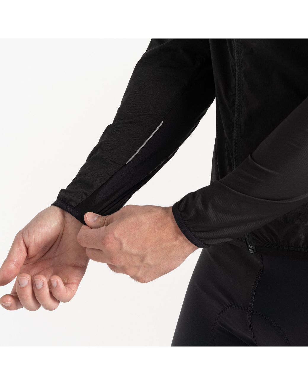 Dare 2b Black Aep Exemplary Lightweight Windshell Jacket for men