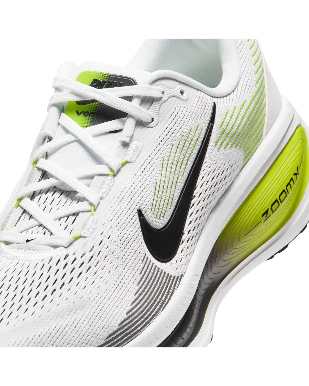 Nike White Vomero 18 Running Shoes for men