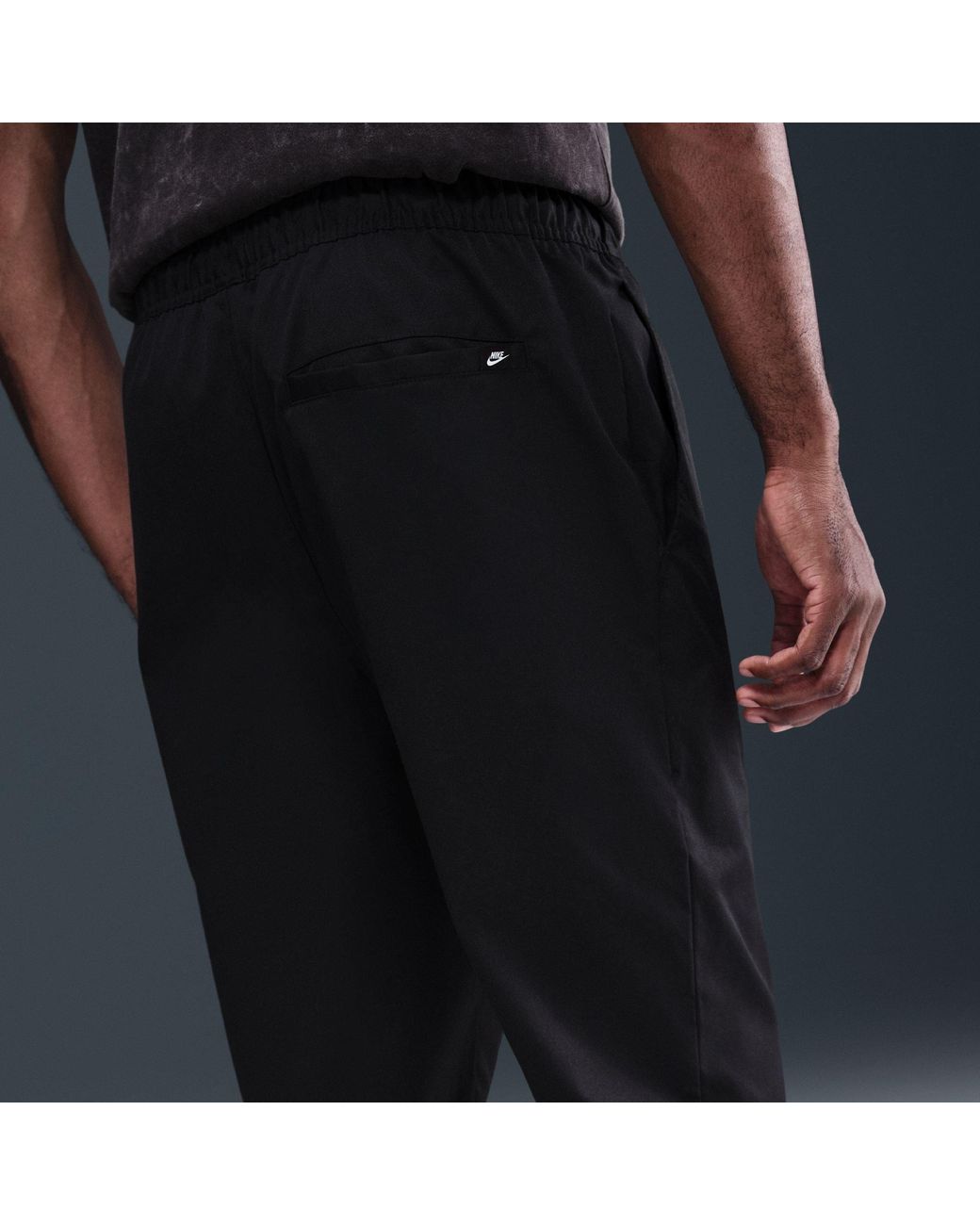 Nike Club Woven Tapered-Fit Joggers for men