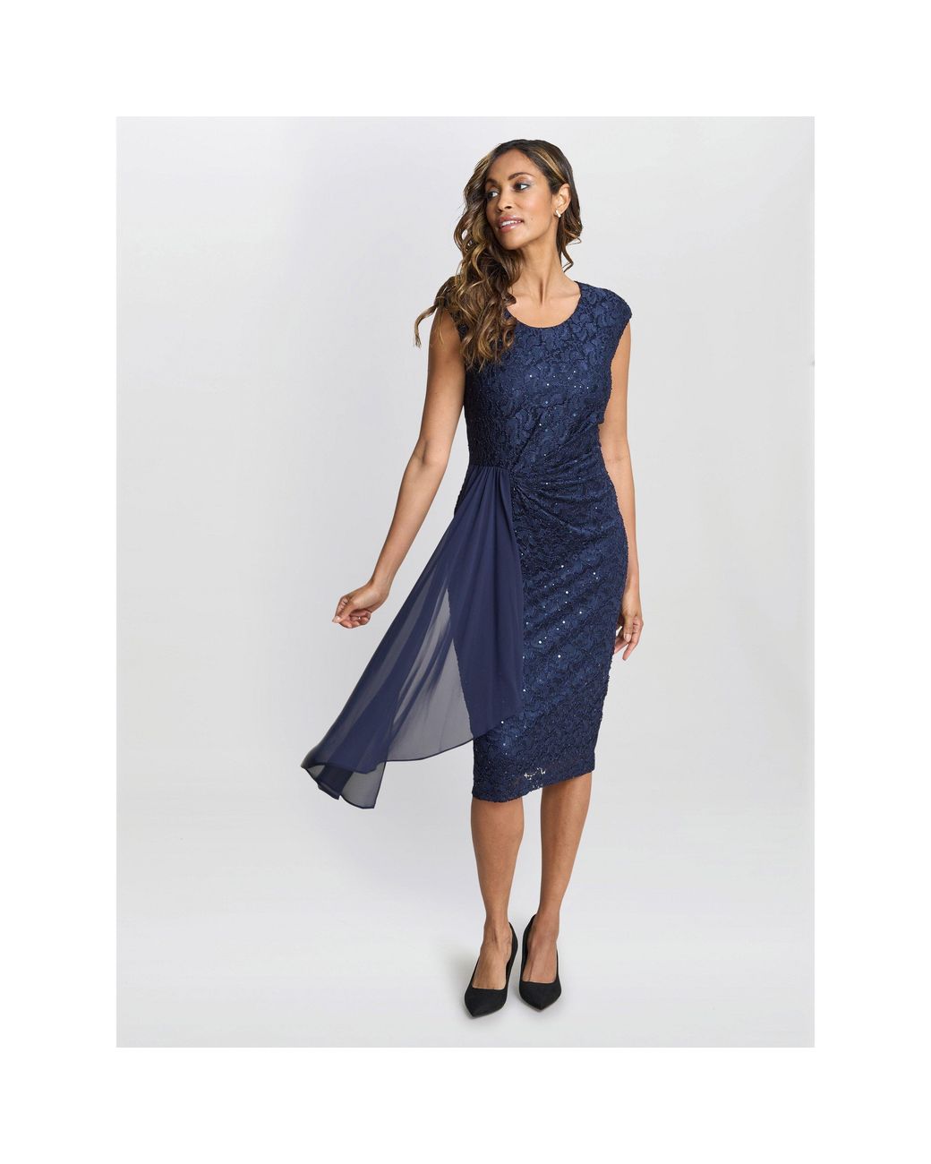 Gina Bacconi Blue Everlee Lace Shift Dress