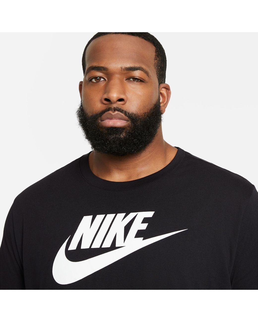 Nike Black Sportswear Club T-Shirt for men