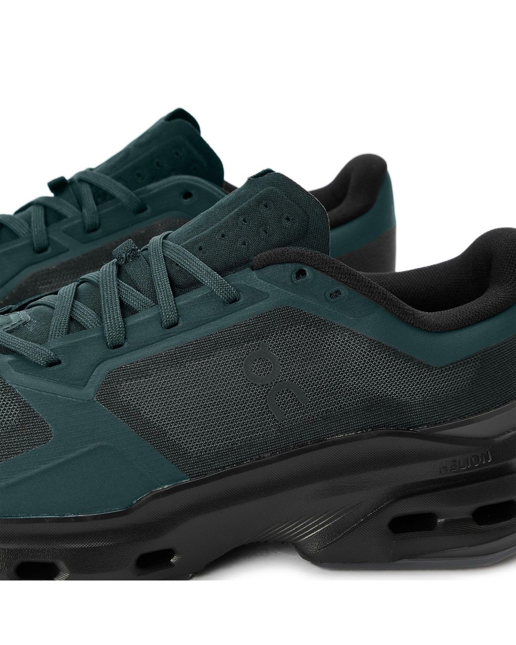 On Shoes Green Cloudpulse Training Shoes for men