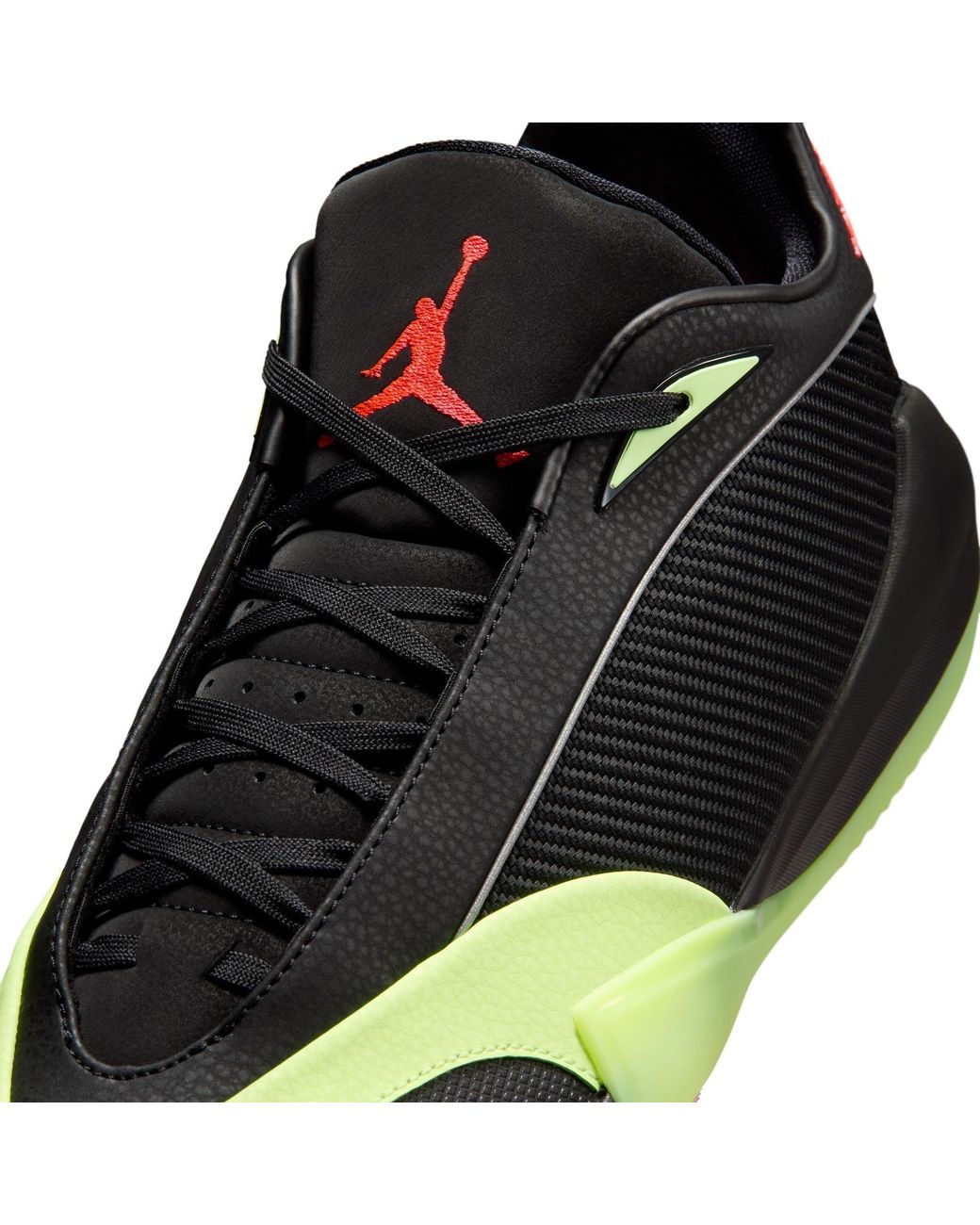 Nike Green Triangle Basketball Trainers for men