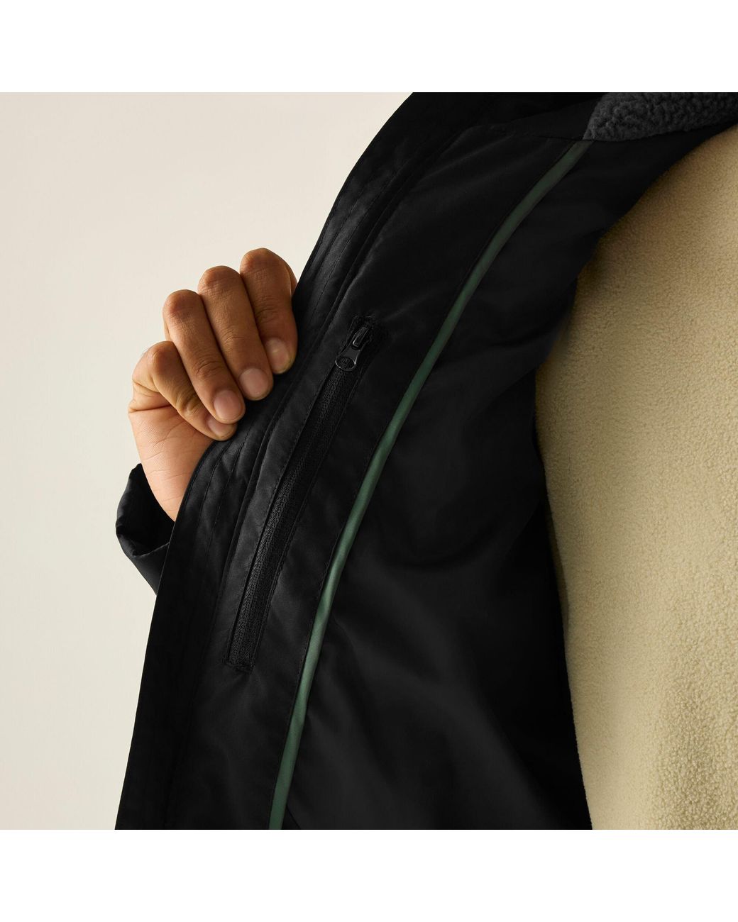 Regatta Black Frankie Padded Jacket for men