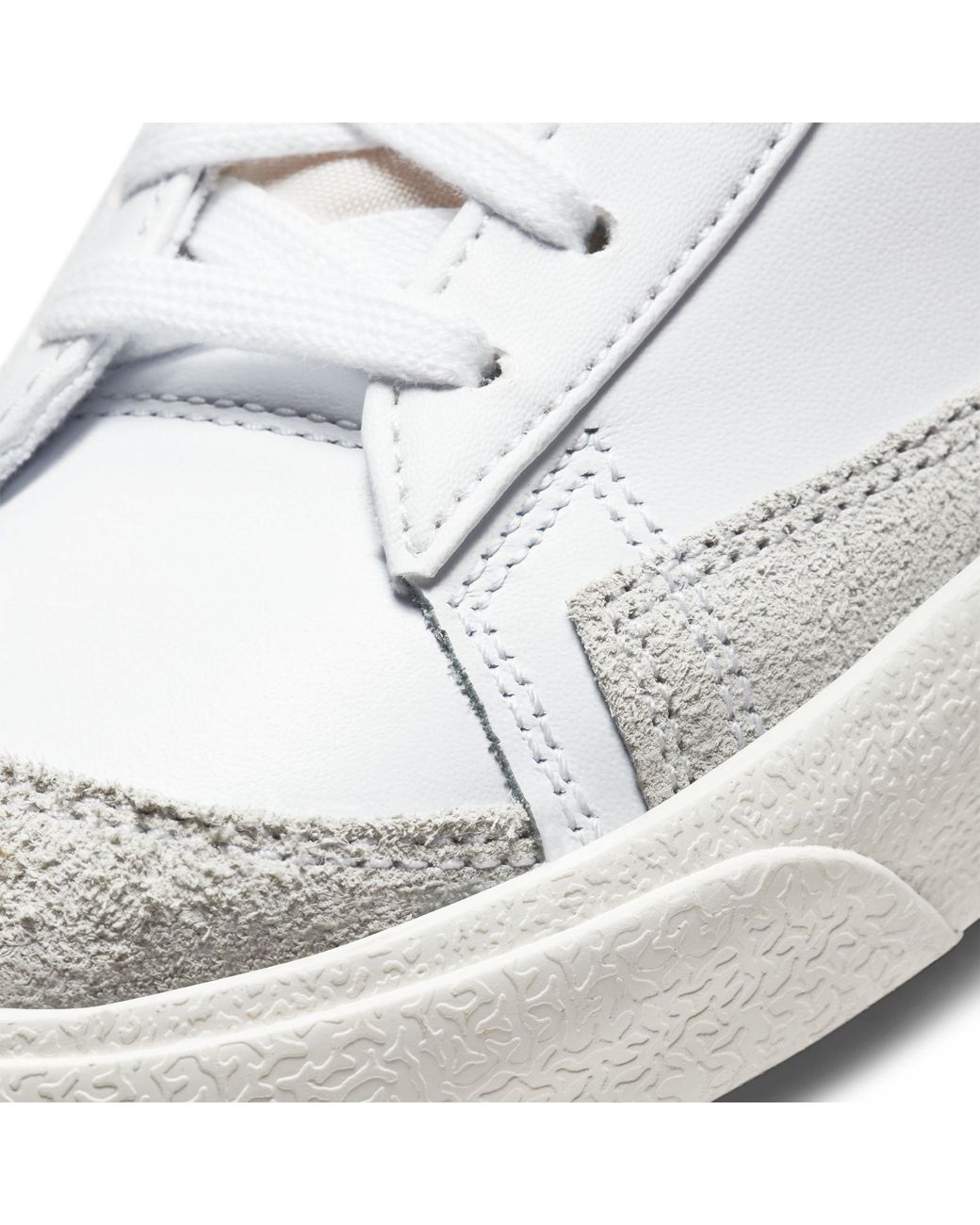 Nike White Blazer Mid 77 Hi Top Trainers