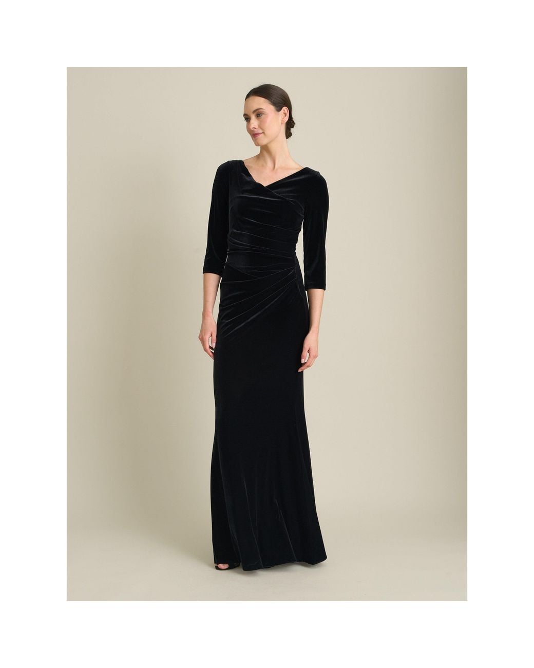 Gina Bacconi Black Sophie Velvet Maxi Dress With 3/4 Sleeve