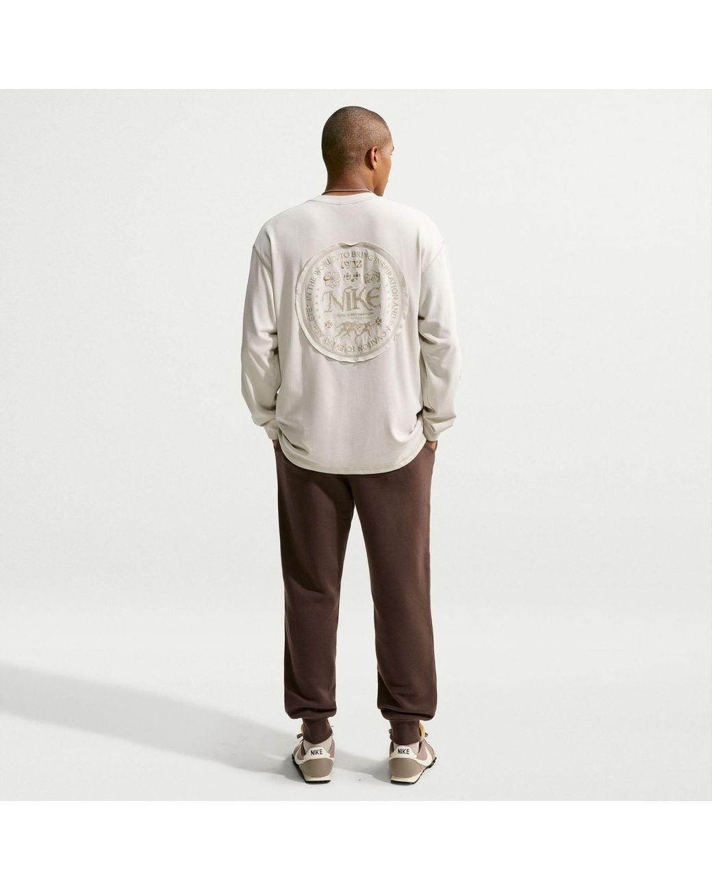 Nike Gray Sportswear Club Fleece Jogging Pants for men