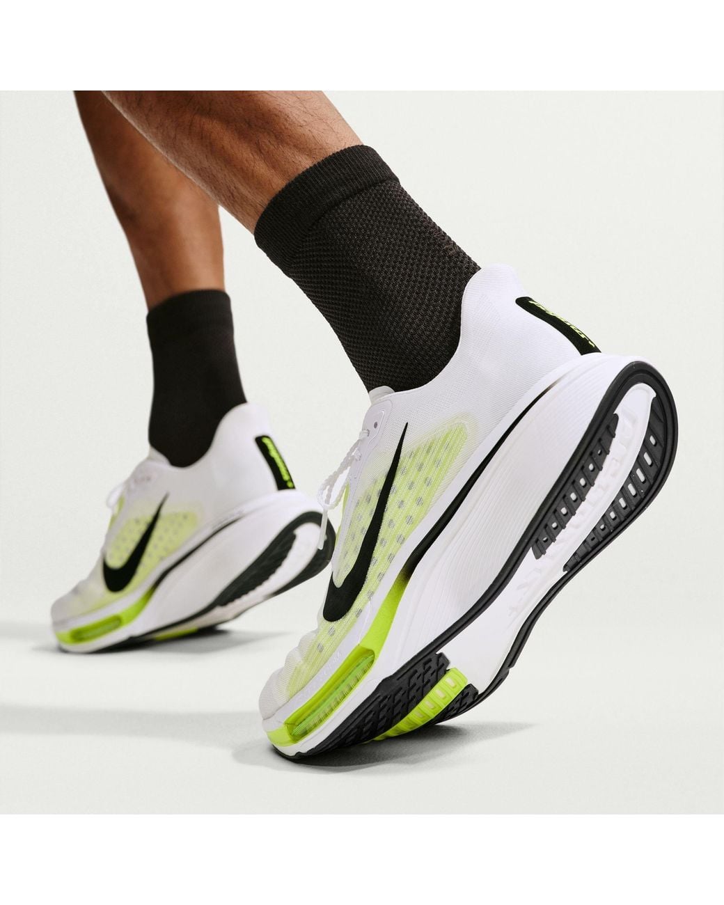 Nike Green Pegasus Plus 2 Sn64 for men