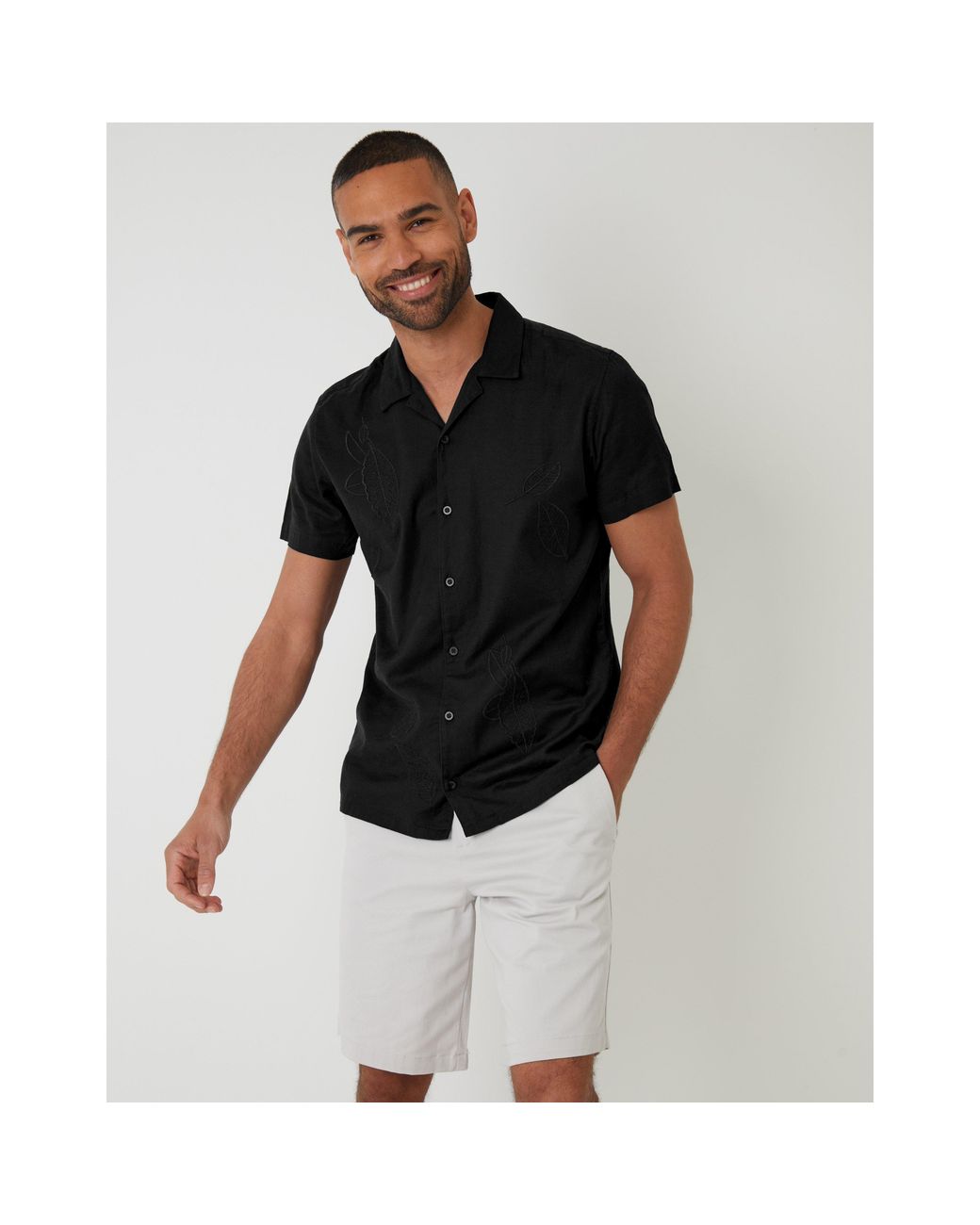 Threadbare Black Maples Short-Sleeve Patterned Shirt for men