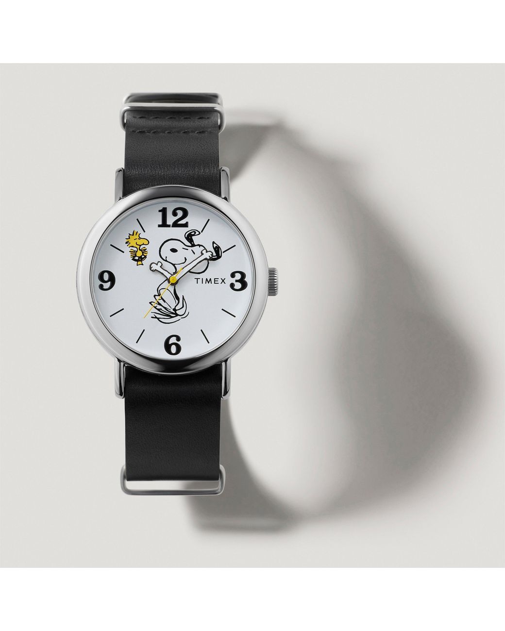 Timex Metallic Peanuts Quartz Analogue Watch for men