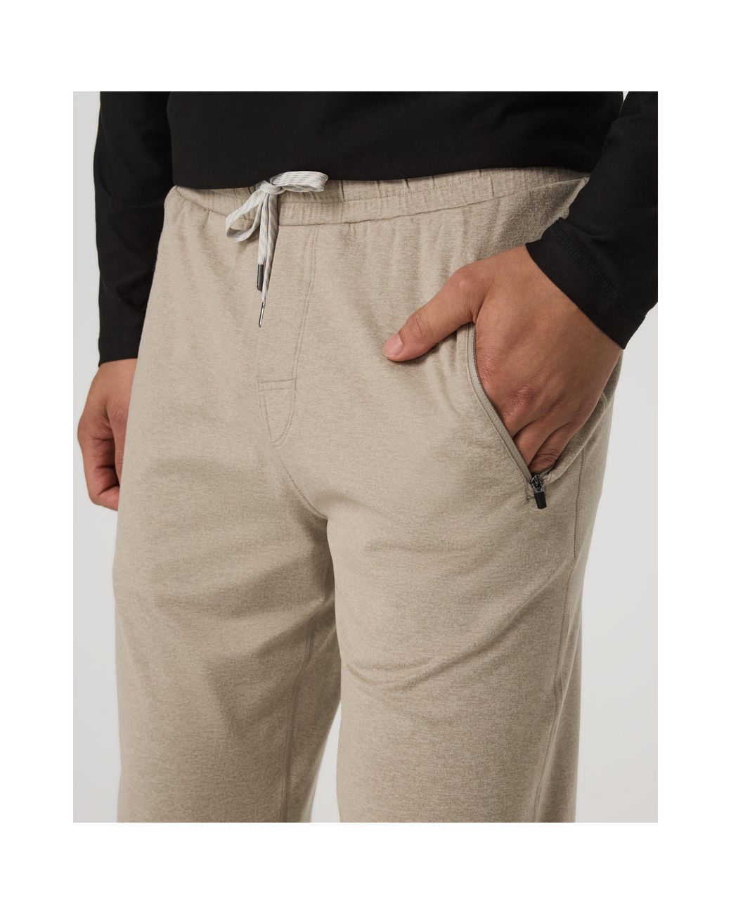 vuori Black Ponto Performance Jogger Fleece Tracksuit Bottom for men