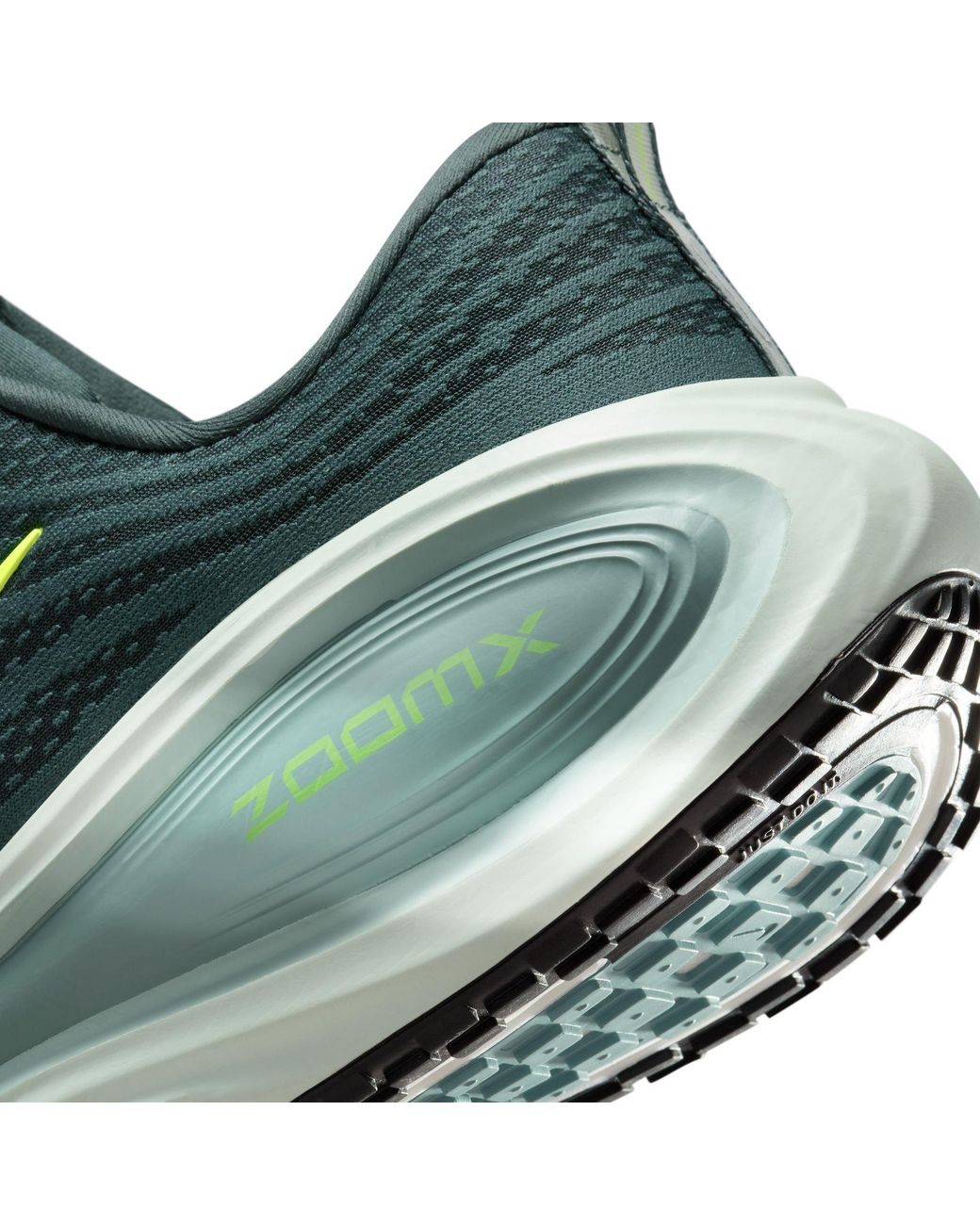 Nike Green Vomero Plus Road Running Shoes for men