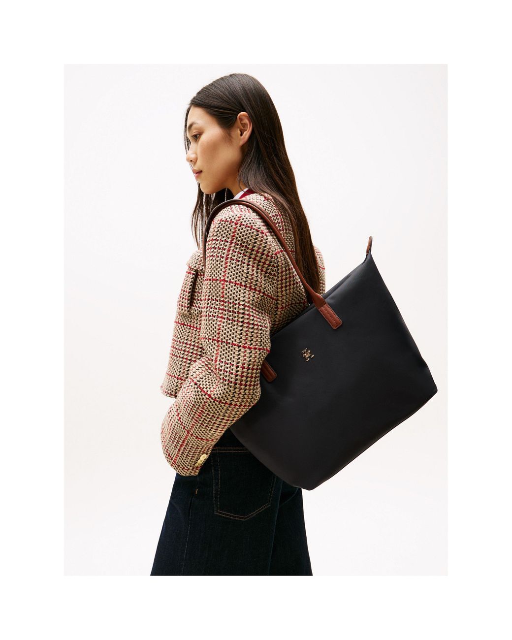 Tommy Hilfiger Black Popette Tote Bags