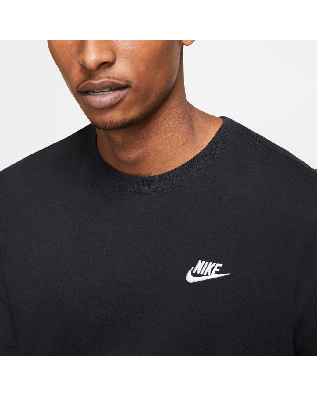 Nike Black Sportswear Club T-Shirt for men