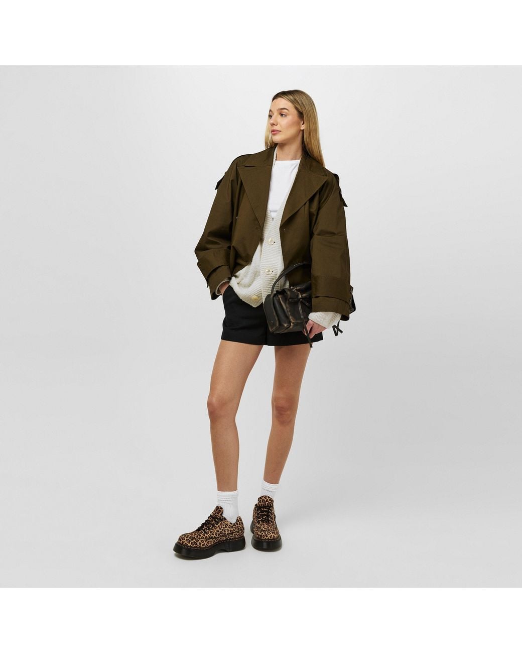 Dr. Martens Brown Buzz 5-Eye