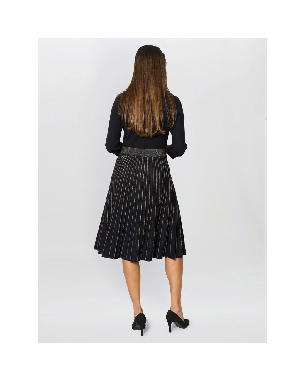 Gina Bacconi Black Apple Pleated Midi Dress