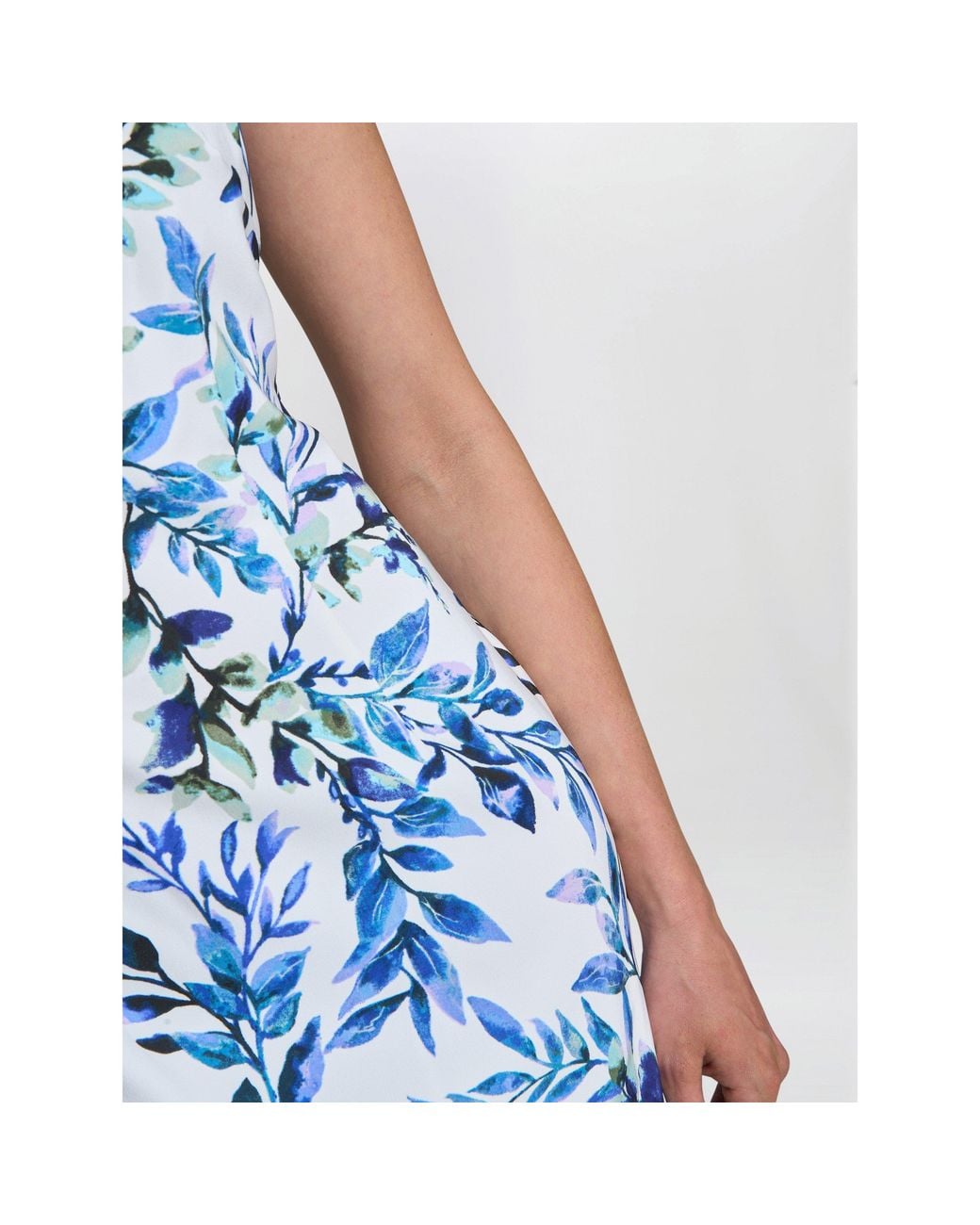 Gina Bacconi Blue Gretel Floral Shift Shirt Dress