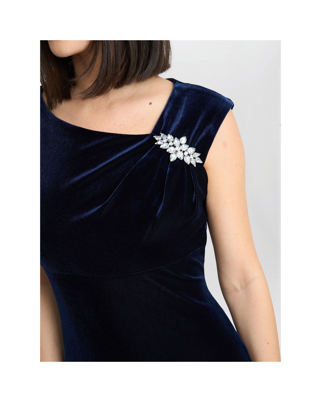 Gina Bacconi Blue Justine Sleeveless Velvet Dress With Trim