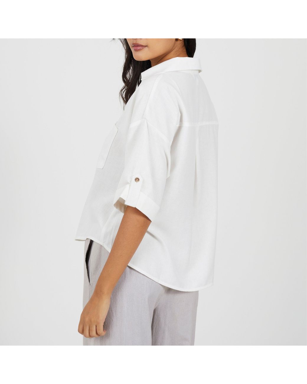 Brave Soul White Ladies V-Neck Short Sleeve Shirt