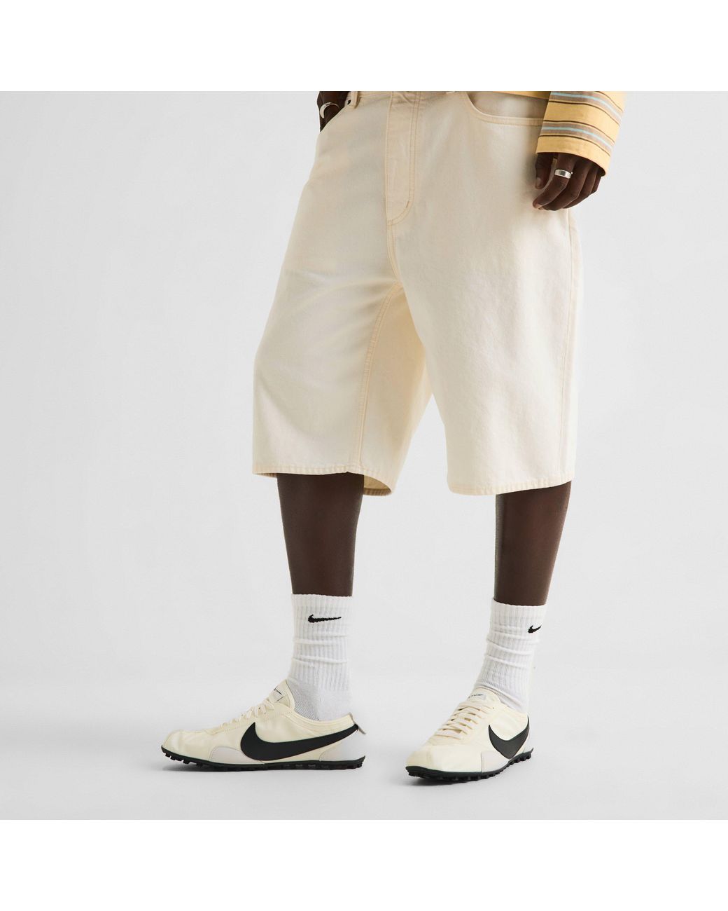 Nike White Low-Top Sports Shoes for men
