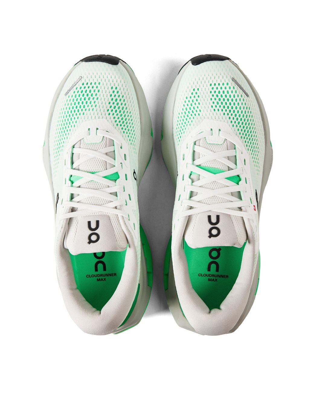 On Shoes Green Cloudrunner 3 Max Road Running Shoes for men