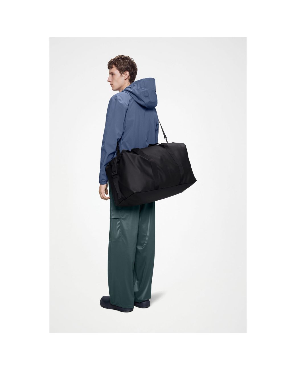 Rains Black Hilo Waterproof Weekend Holdall Bag Large 47 L