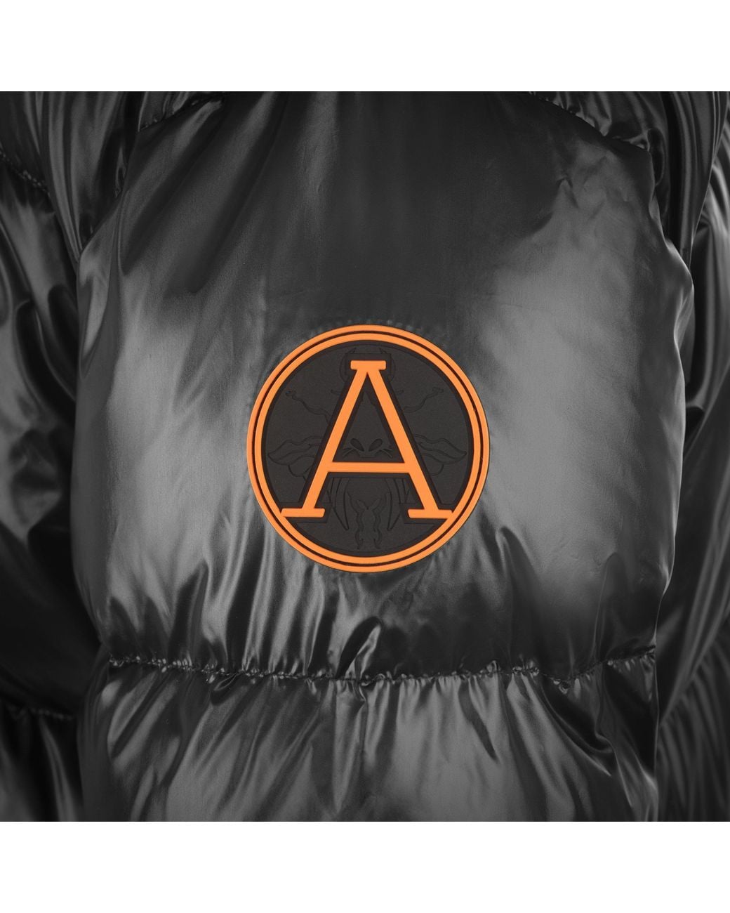 ARCTIC ARMY Black Puffer Og Hooded Long Sleeve Short Puffer Jacket for men