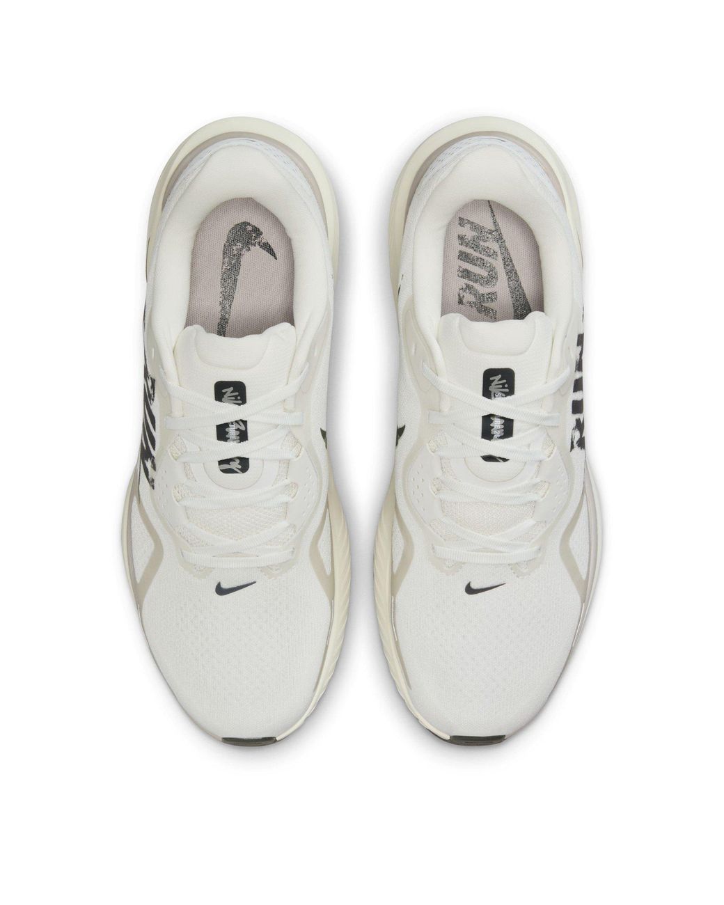 Nike White Structure 26 Rn Sn61 for men