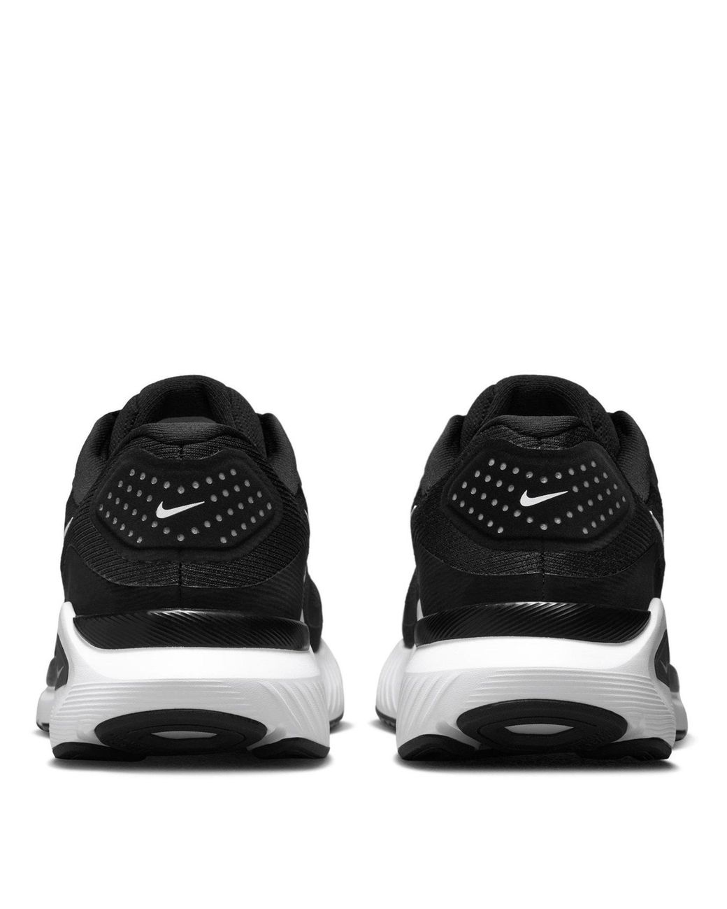 Nike Black Women's Structure 26 Shoes