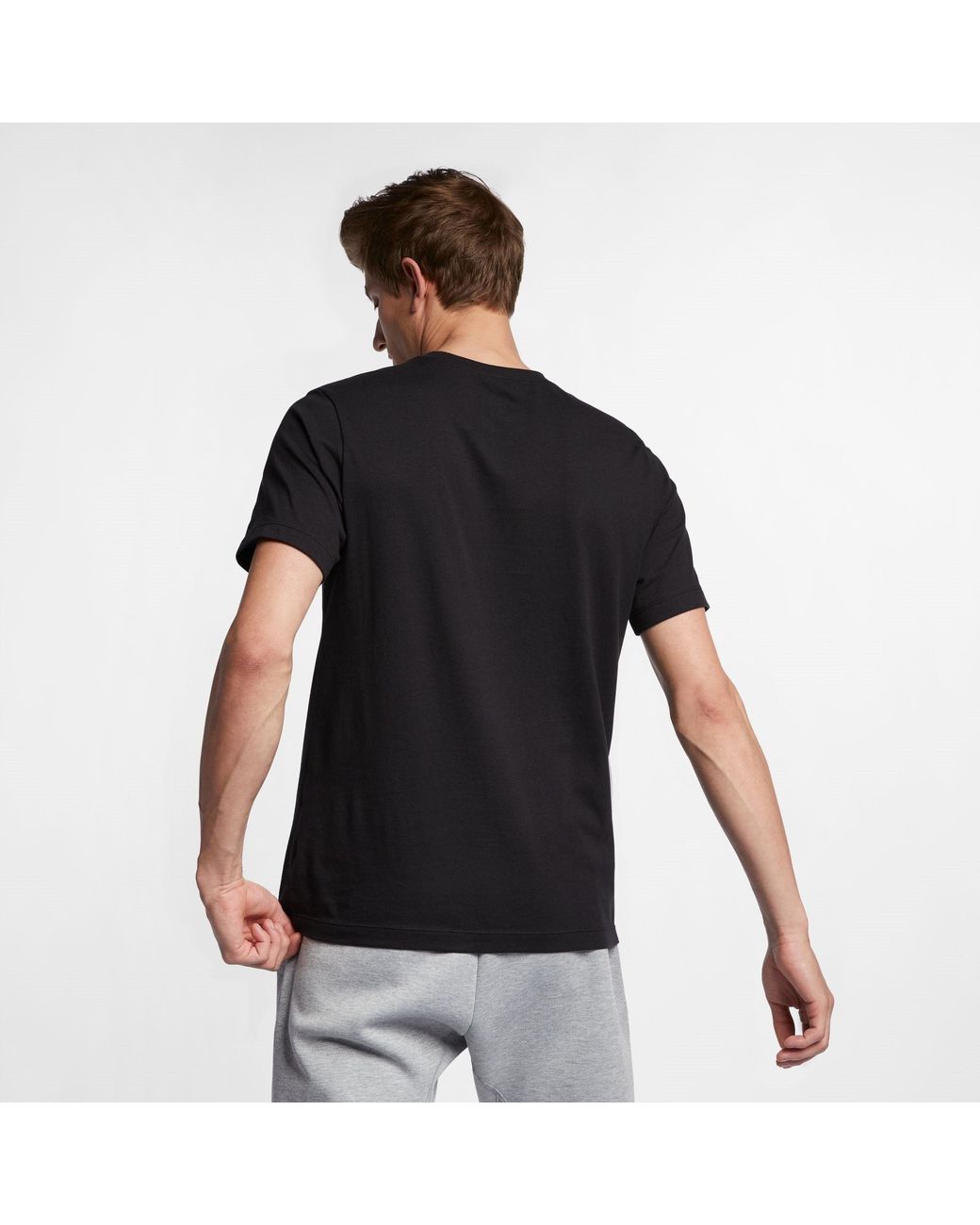 Nike Black Sportswear Club T-Shirt for men