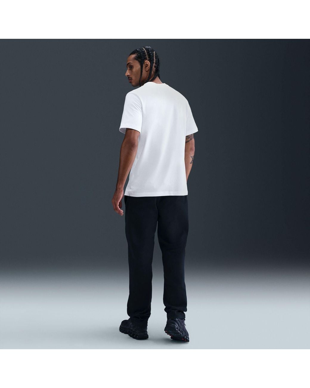 Nike White Sportswear Club T-Shirt for men
