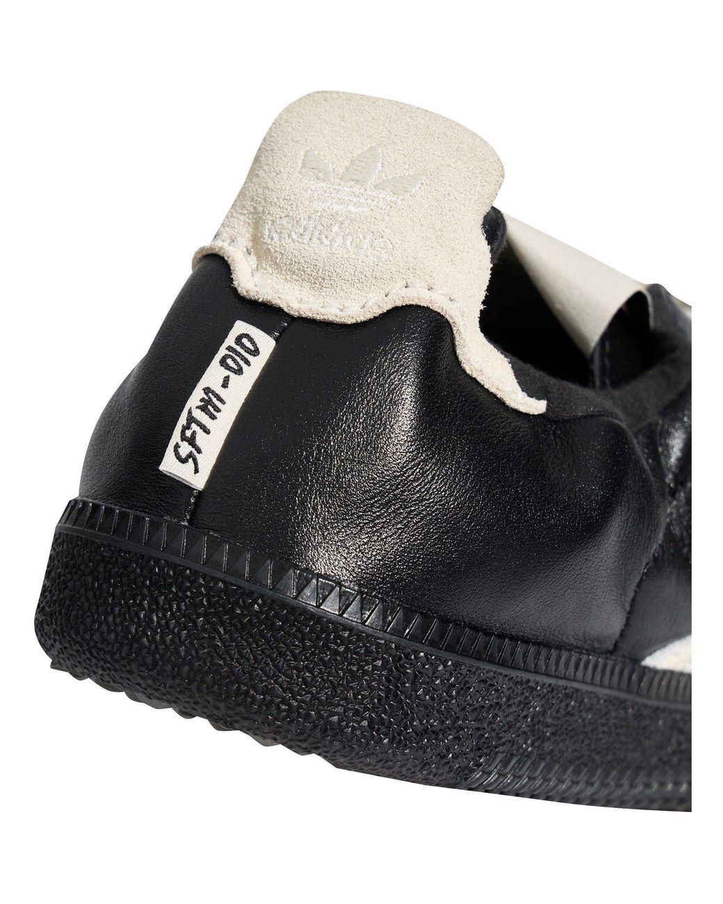 Adidas Originals Black Leather Low-Top Casual Shoes for men