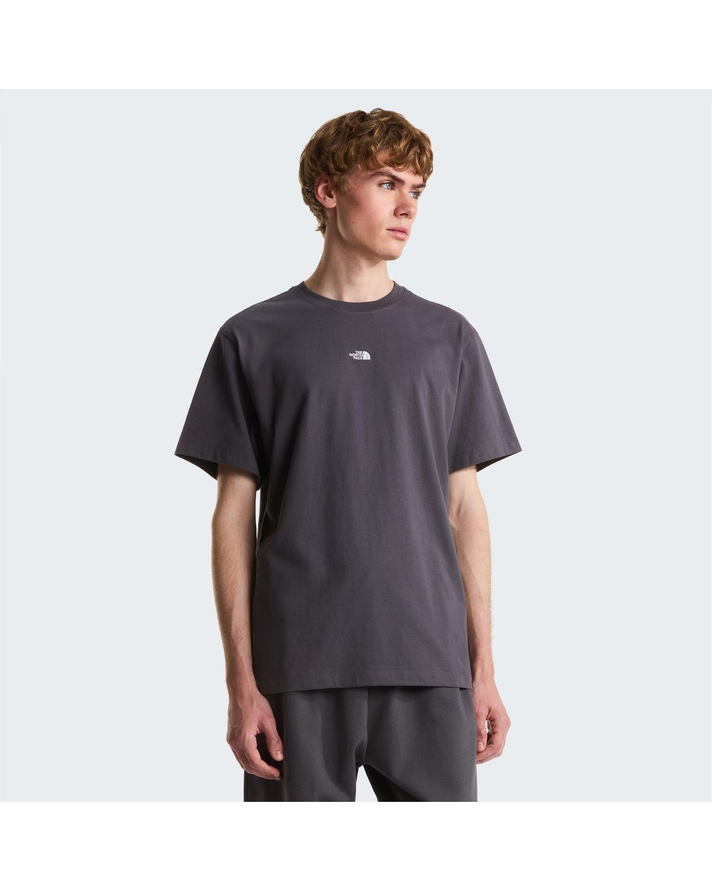 The North Face Black Tnf Ess Central Logo Tee for men