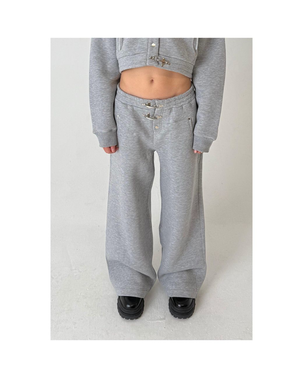 The Ragged Priest Gray Open Hem Fleece Joggers