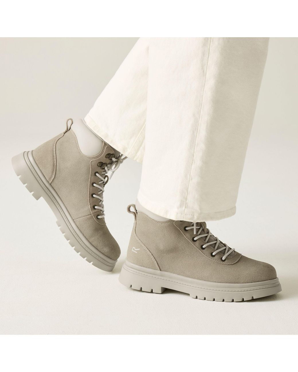 Regatta Natural Whinton Waterproof Boots
