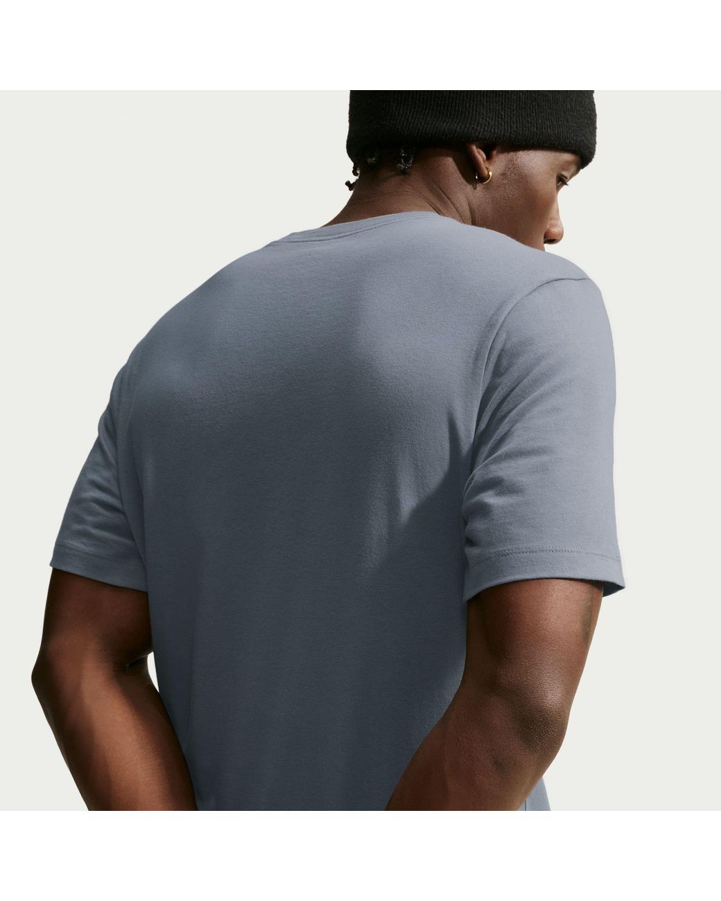 Nike Gray Sportswear Club T-Shirt for men