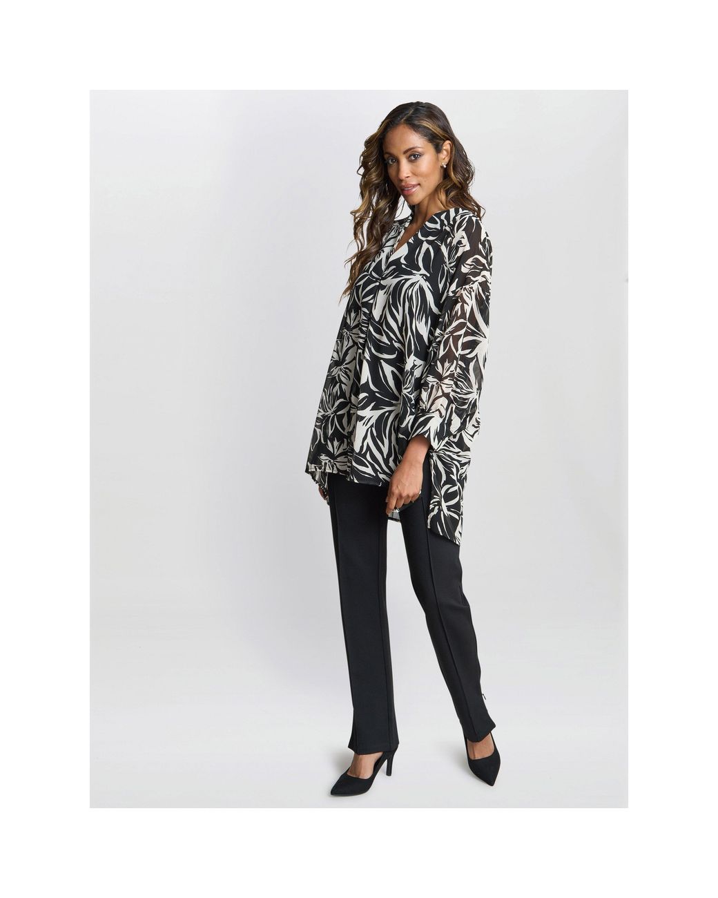 Gina Bacconi Black Dido Collarless Shirt