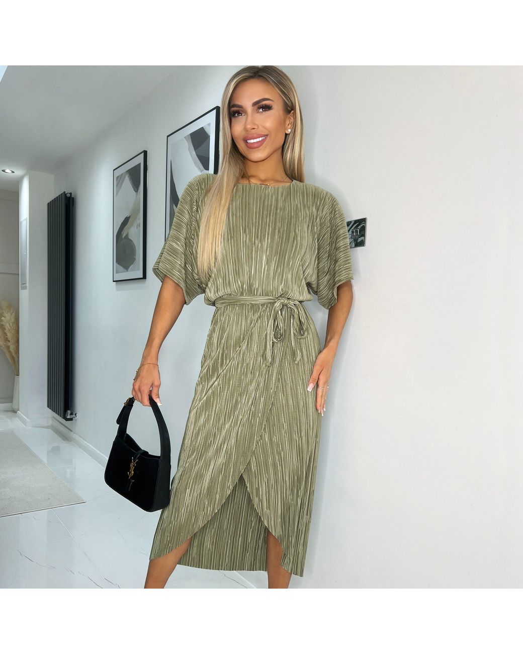 AX Paris Green Short Sleeve Tie Waist Plisse Midi Dress