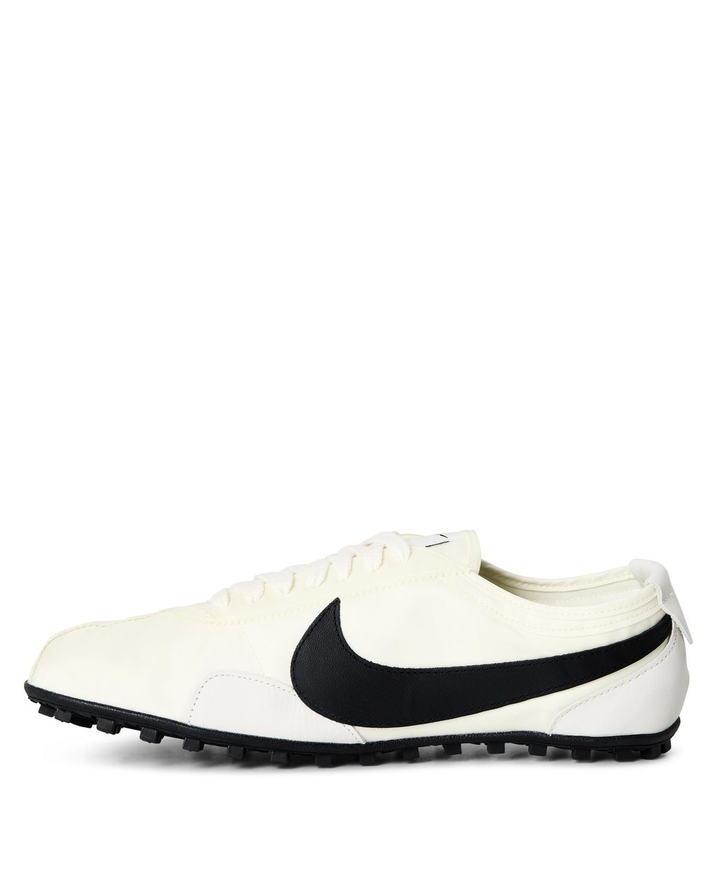 Nike White Low-Top Sports Shoes for men